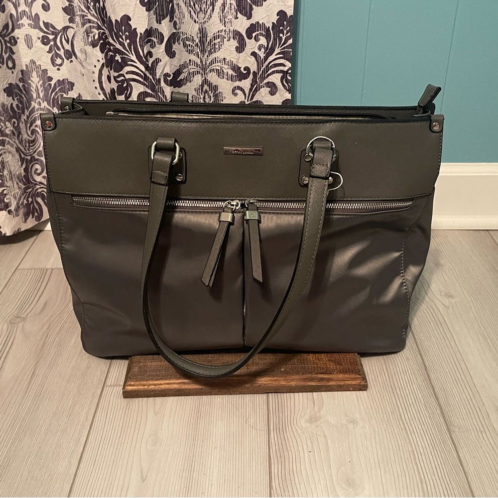 Large travel bag